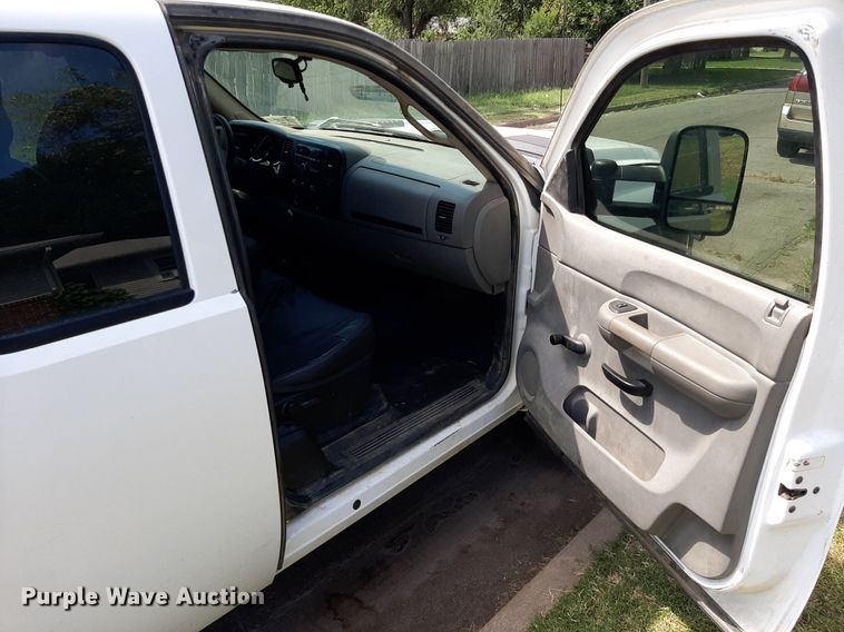 image for item DO3118 2008 Chevrolet Silverado 2500HD  Ext. Cab pickup truck