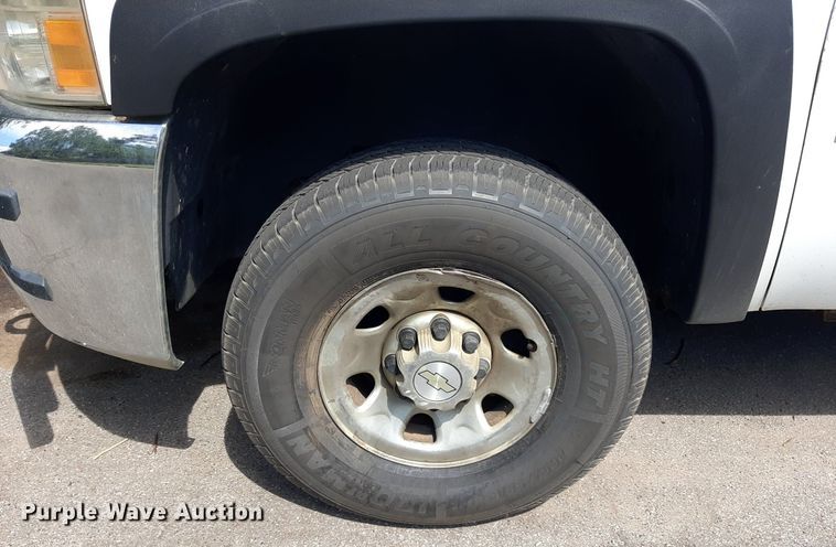 image for item DO3118 2008 Chevrolet Silverado 2500HD  Ext. Cab pickup truck