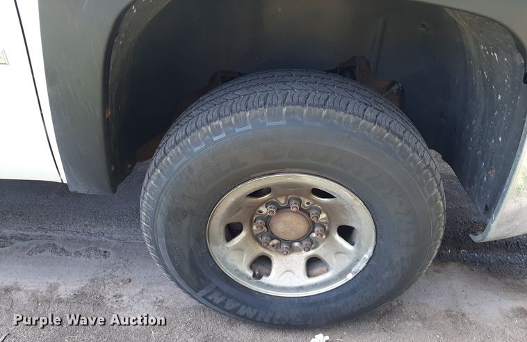 image for item DO3118 2008 Chevrolet Silverado 2500HD  Ext. Cab pickup truck