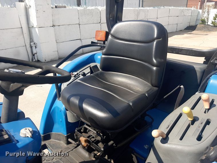 image for item DO3122 New Holland TC36D  tractor