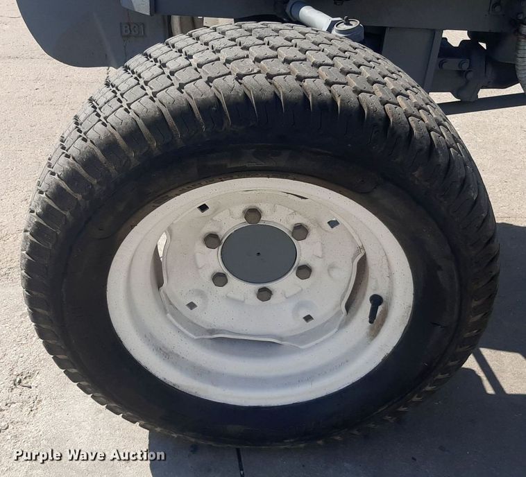 image for item DO3122 New Holland TC36D  tractor