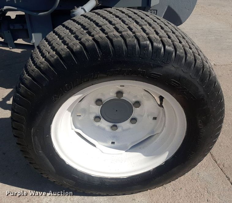 image for item DO3122 New Holland TC36D  tractor