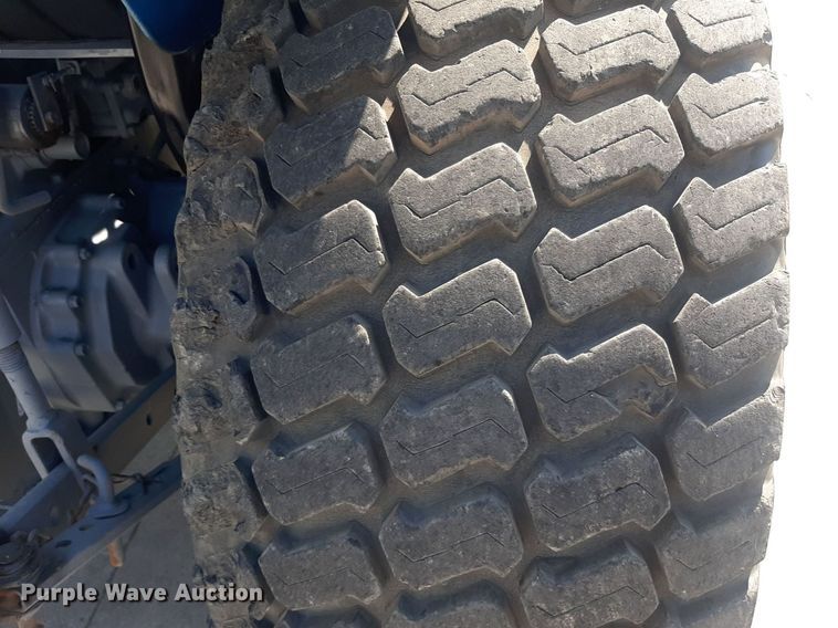 image for item DO3122 New Holland TC36D  tractor