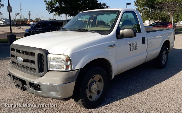 image for item DO3131 2005 Ford F250 Super Duty  pickup truck