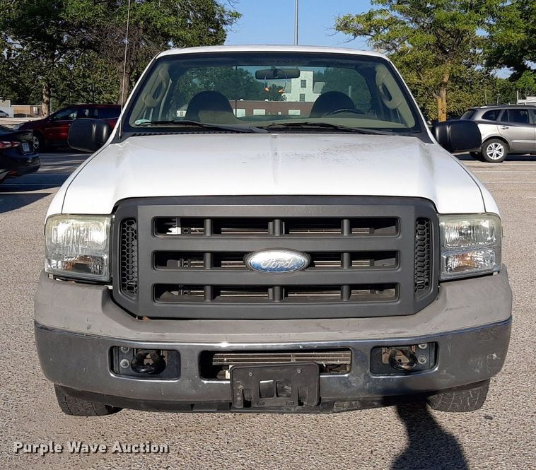 image for item DO3131 2005 Ford F250 Super Duty  pickup truck