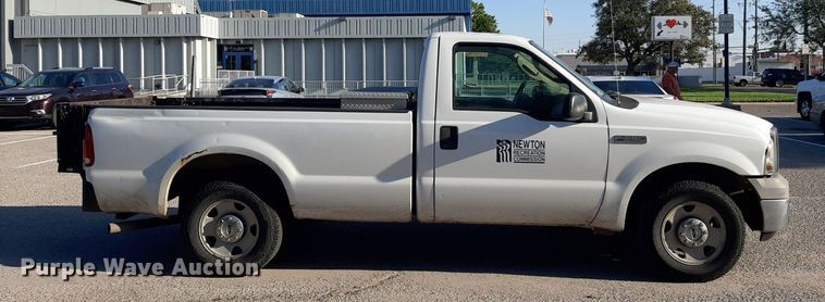 image for item DO3131 2005 Ford F250 Super Duty  pickup truck