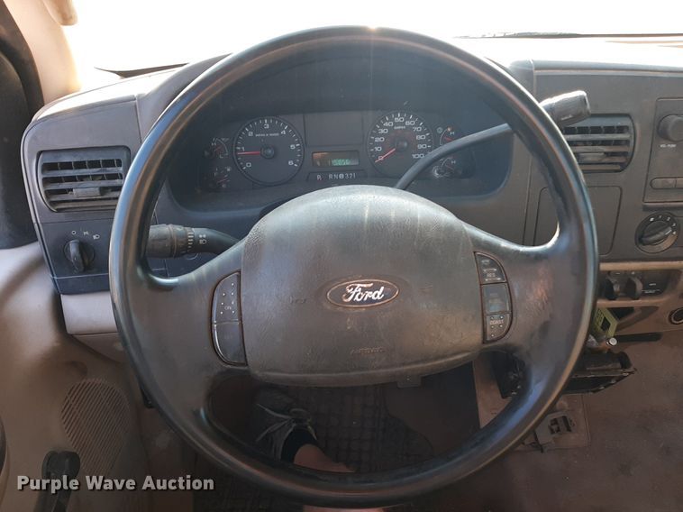 image for item DO3131 2005 Ford F250 Super Duty  pickup truck