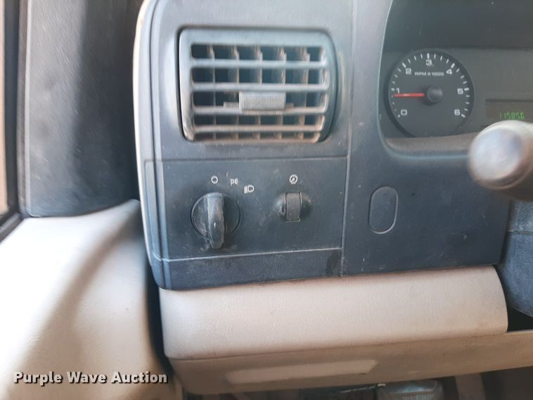 image for item DO3131 2005 Ford F250 Super Duty  pickup truck