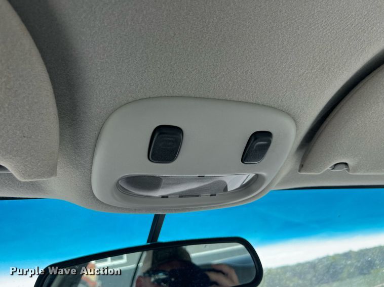 image for item DP2048 2000 Lincoln Town Car