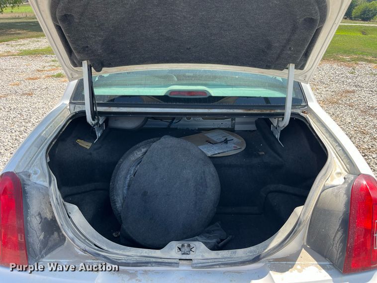 image for item DP2048 2000 Lincoln Town Car