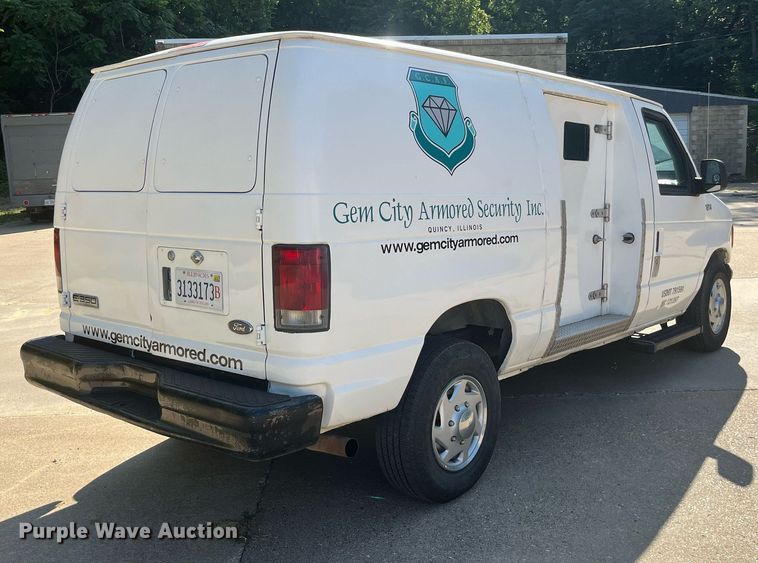 image for item DP2050 2006 Ford E350 Super Duty  armored van