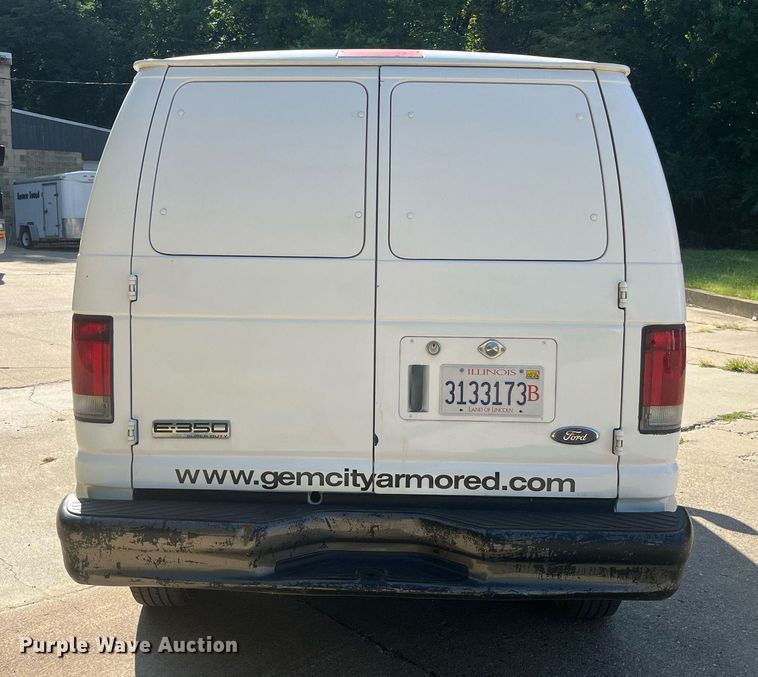image for item DP2050 2006 Ford E350 Super Duty  armored van