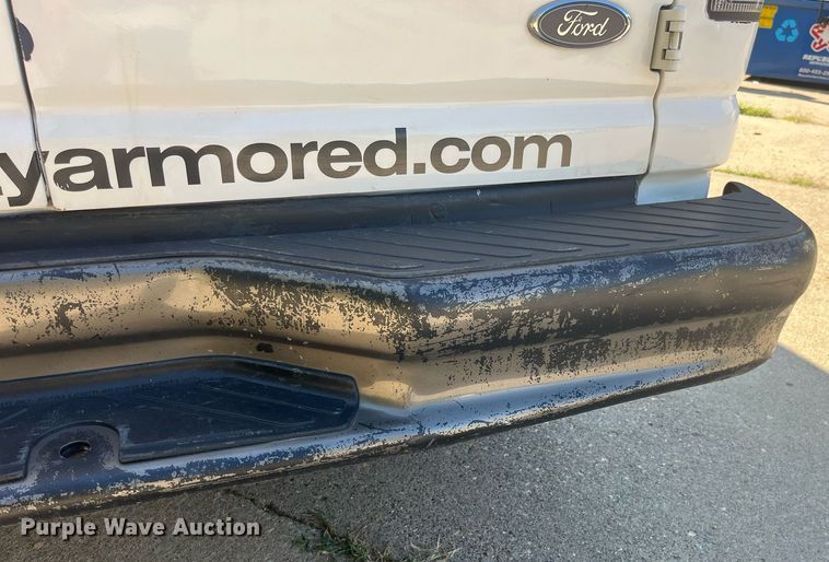 image for item DP2050 2006 Ford E350 Super Duty  armored van
