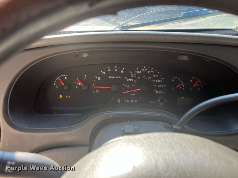 image for item DP2050 2006 Ford E350 Super Duty  armored van