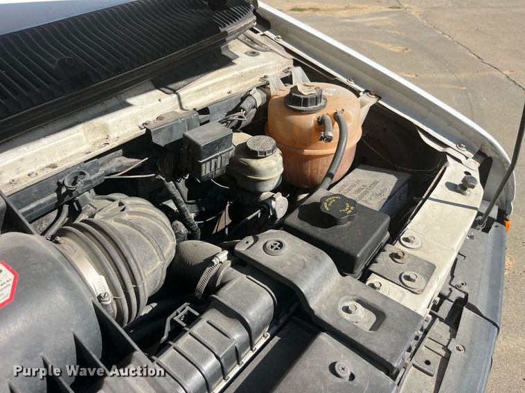 image for item DP2050 2006 Ford E350 Super Duty  armored van