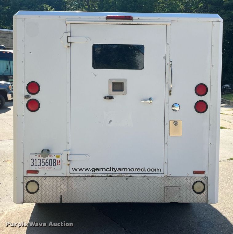 image for item DP2051 1999 Ford E350  armored van