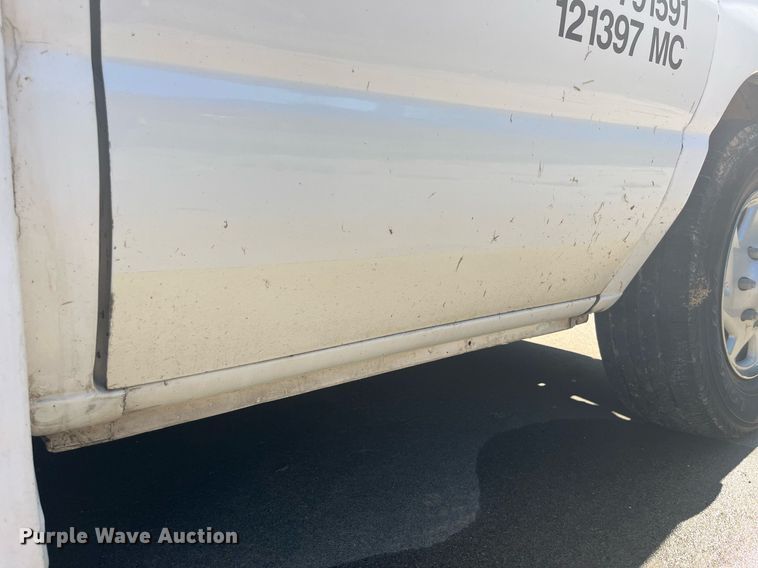 image for item DP2051 1999 Ford E350  armored van