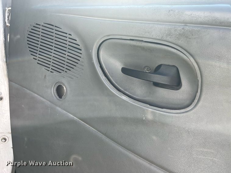 image for item DP2051 1999 Ford E350  armored van