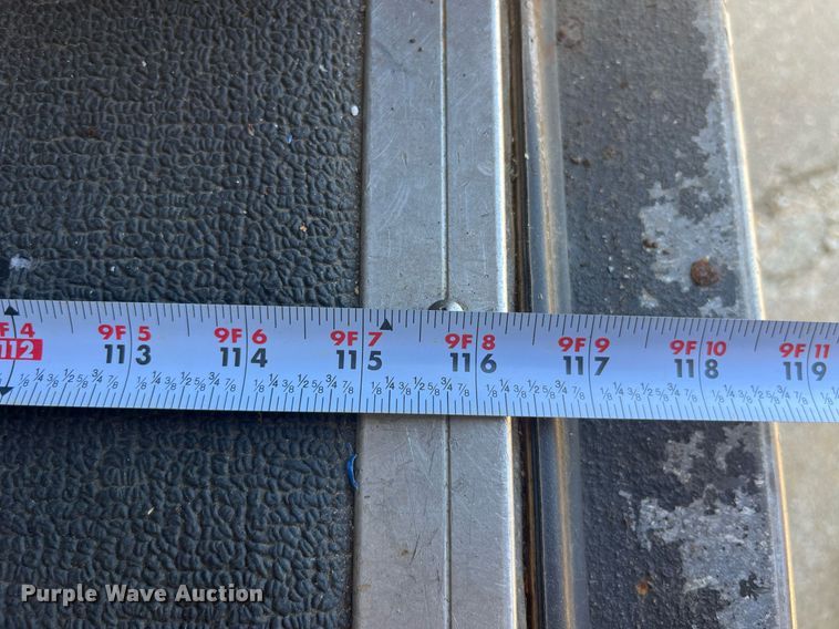 image for item DP2051 1999 Ford E350  armored van