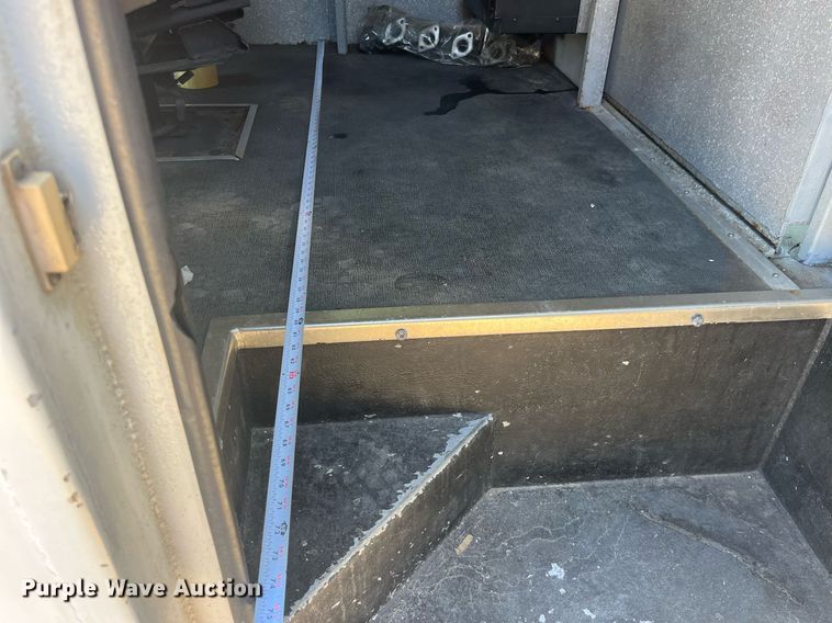 image for item DP2051 1999 Ford E350  armored van