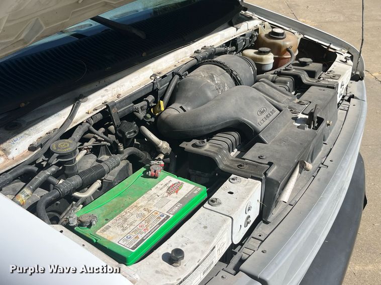 image for item DP2051 1999 Ford E350  armored van