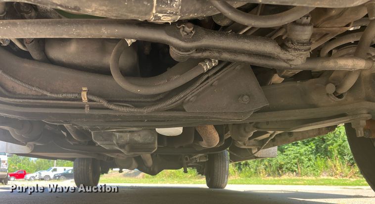 image for item DP2051 1999 Ford E350  armored van