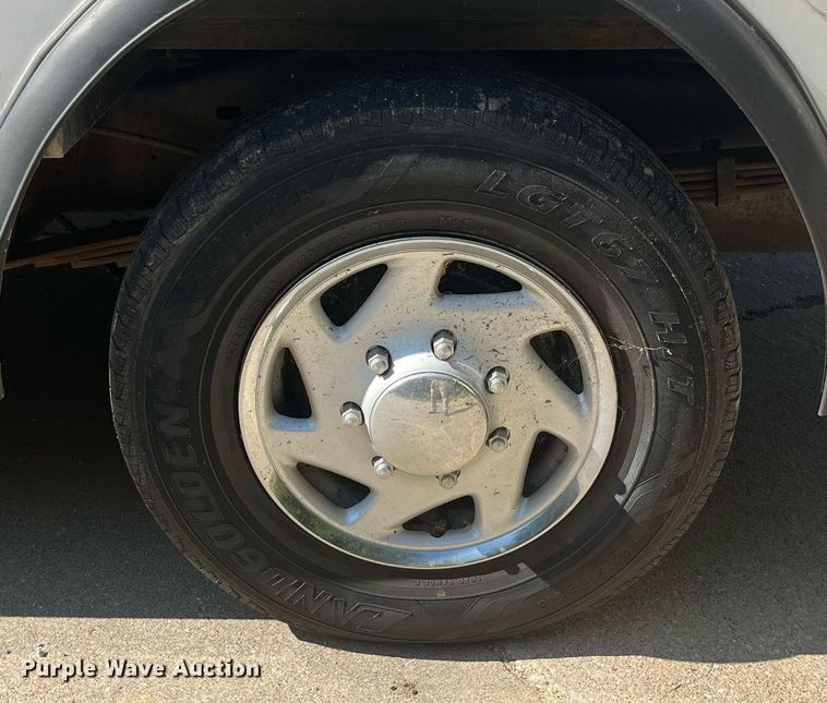 image for item DP2051 1999 Ford E350  armored van