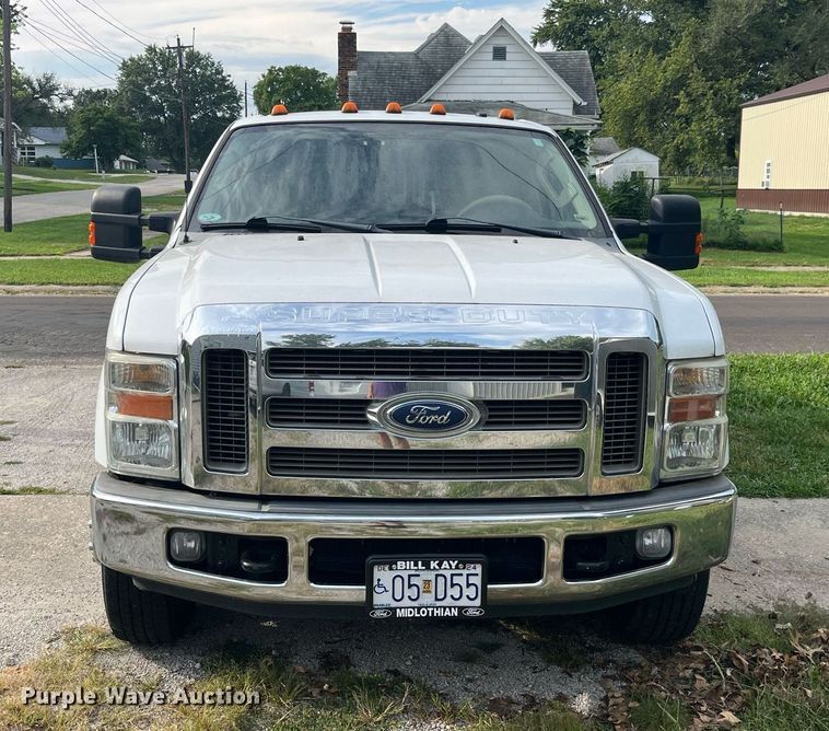 image for item DP2053 2008 Ford F350 Lariat Super Duty  Crew Cab pickup truck