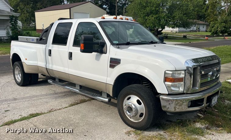 image for item DP2053 2008 Ford F350 Lariat Super Duty  Crew Cab pickup truck