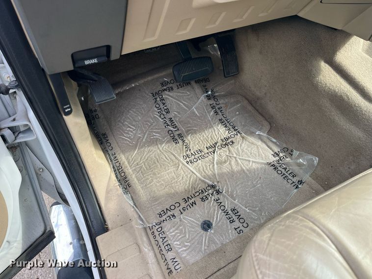 image for item DP2053 2008 Ford F350 Lariat Super Duty  Crew Cab pickup truck