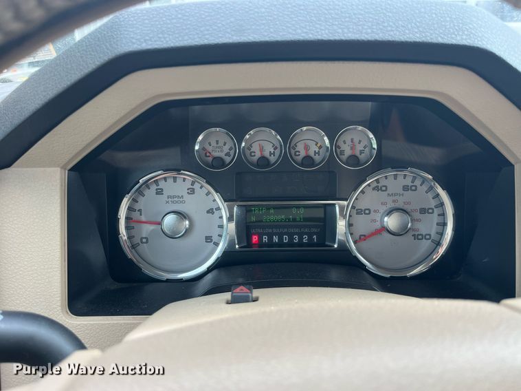 image for item DP2053 2008 Ford F350 Lariat Super Duty  Crew Cab pickup truck