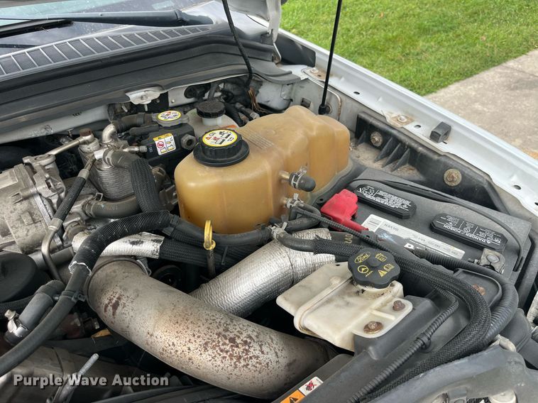 image for item DP2053 2008 Ford F350 Lariat Super Duty  Crew Cab pickup truck