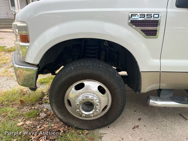 image for item DP2053 2008 Ford F350 Lariat Super Duty  Crew Cab pickup truck