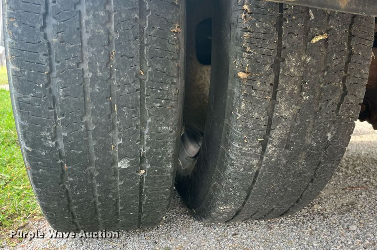 image for item DP2053 2008 Ford F350 Lariat Super Duty  Crew Cab pickup truck