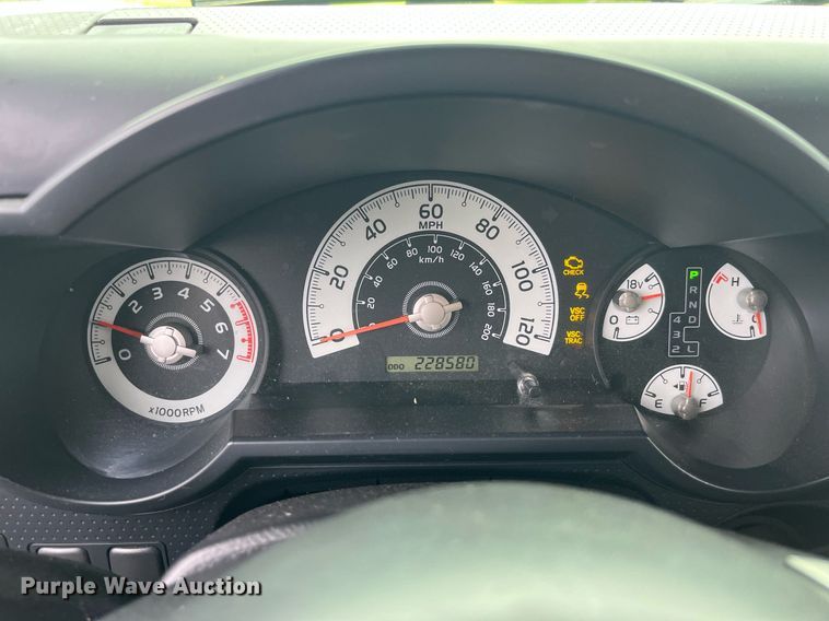 image for item DP2054 2007 Toyota FJ Cruiser  SUV