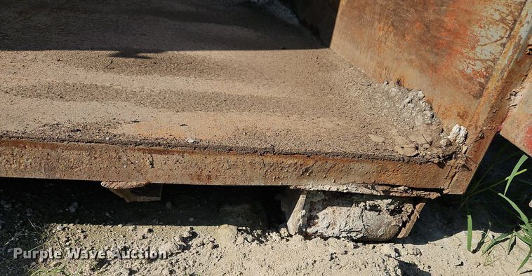 image for item DP2344 Roll-off dumpster