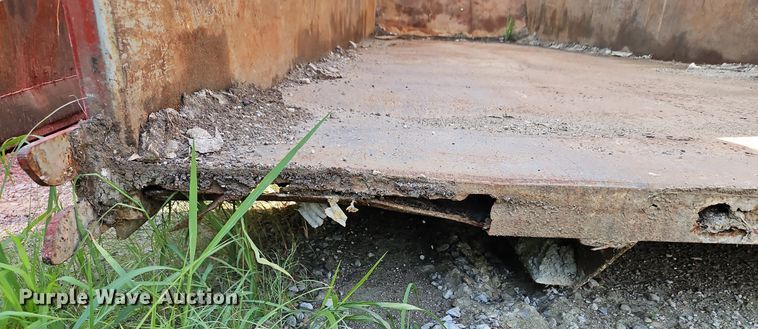 image for item DP2344 Roll-off dumpster