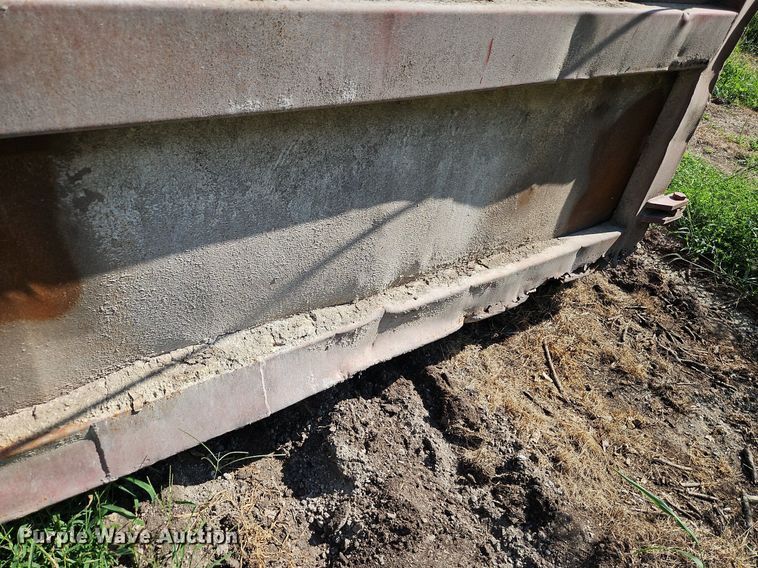 image for item DP2346 Roll-off dumpster