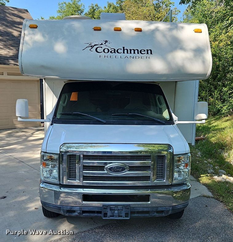 image for item DP2372 2012 Coachman Freelander 32BH  RV