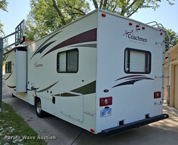 image for item DP2372 2012 Coachman Freelander 32BH  RV