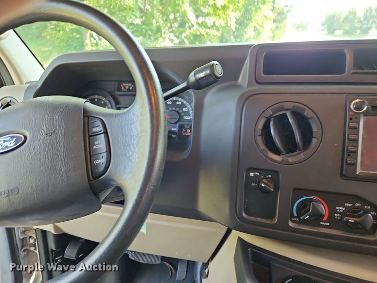 image for item DP2372 2012 Coachman Freelander 32BH  RV