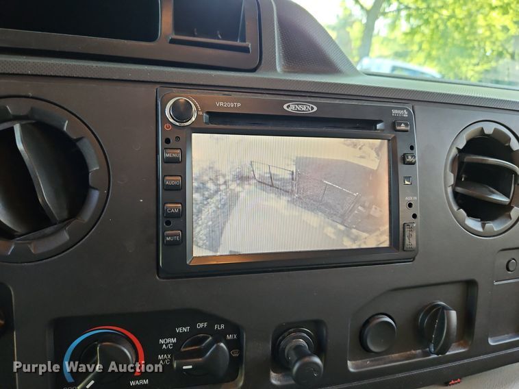 image for item DP2372 2012 Coachman Freelander 32BH  RV