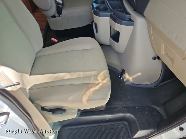 image for item DP2372 2012 Coachman Freelander 32BH  RV