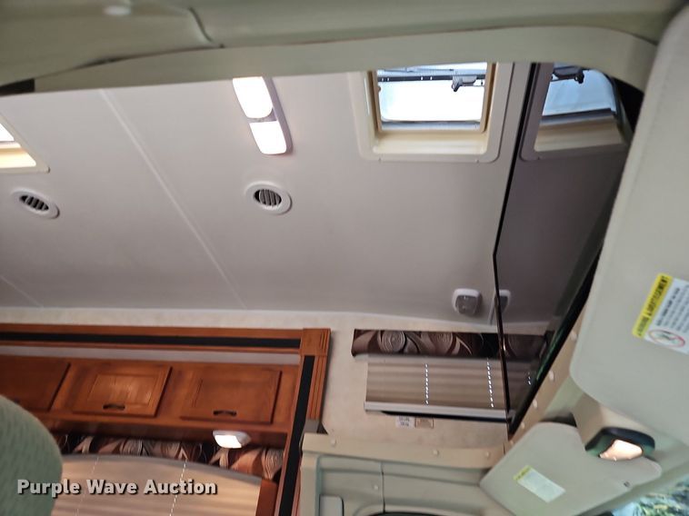 image for item DP2372 2012 Coachman Freelander 32BH  RV