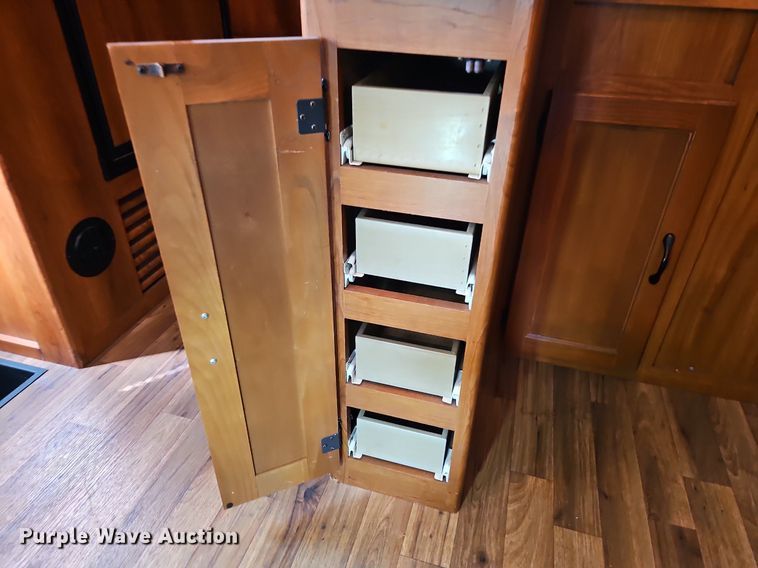 image for item DP2372 2012 Coachman Freelander 32BH  RV