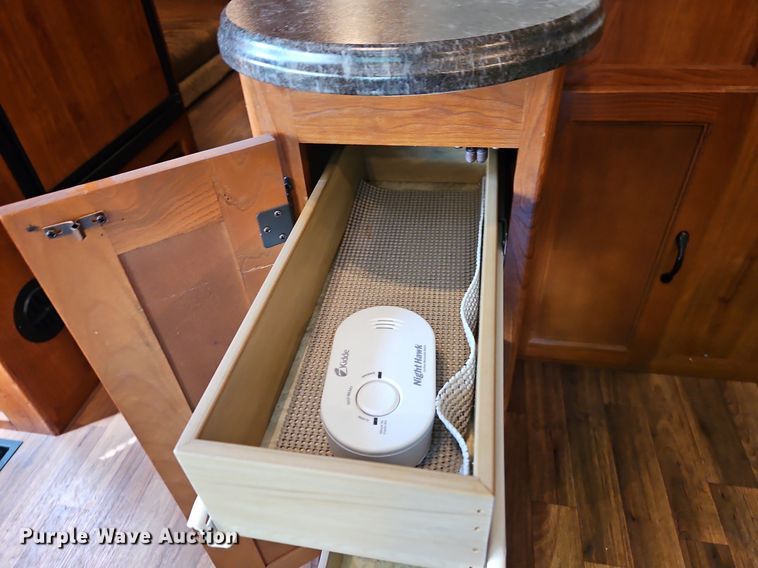 image for item DP2372 2012 Coachman Freelander 32BH  RV