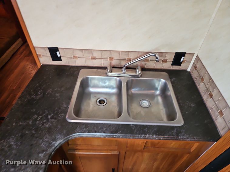 image for item DP2372 2012 Coachman Freelander 32BH  RV