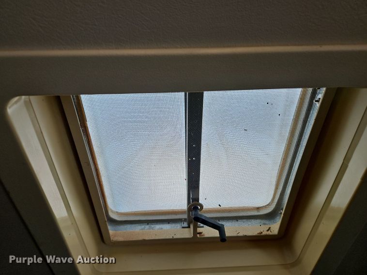 image for item DP2372 2012 Coachman Freelander 32BH  RV