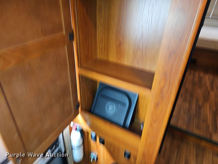 image for item DP2372 2012 Coachman Freelander 32BH  RV