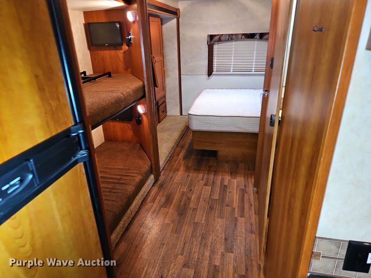 image for item DP2372 2012 Coachman Freelander 32BH  RV